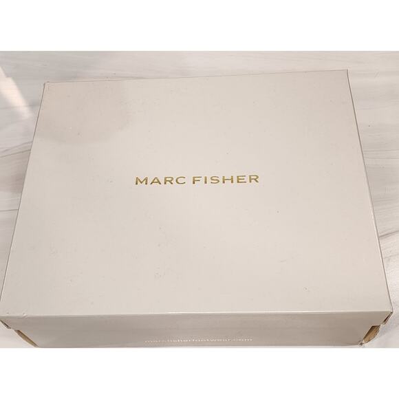 New Marc Fisher Womens Hata Wedge Sandals size 8M Black Suede - Picture 5 of 7